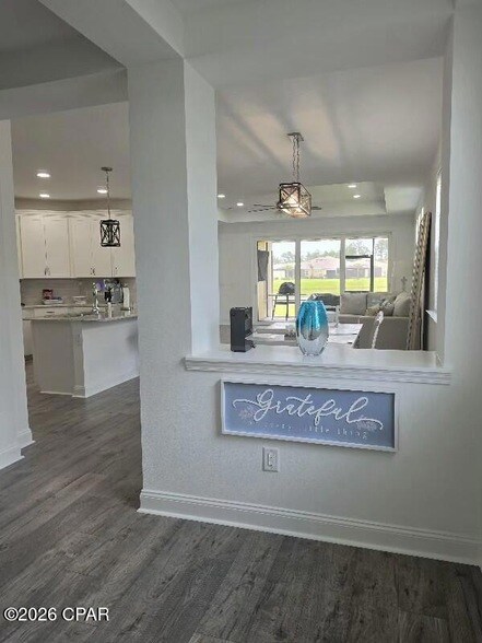 Building Photo - 8615 Sand dollar Dr