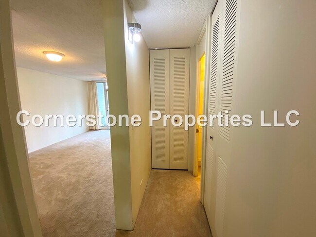 Building Photo - 1026 Kalo Pl