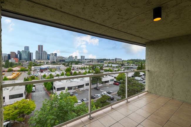 Building Photo - 701 122nd Ave NE