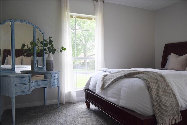 Building Photo - 3406 Valley Pike Rd