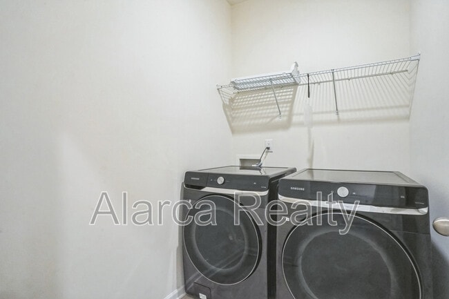 Building Photo - 12824 Hindcross Dr