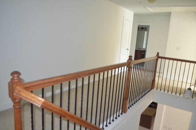 Building Photo - 15 Creekwater Dr