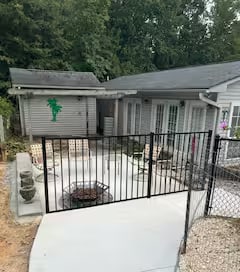 Building Photo - 525 Kelly Rd