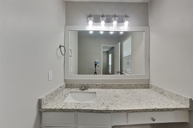 Building Photo - 4102 Sand Ripple Ln