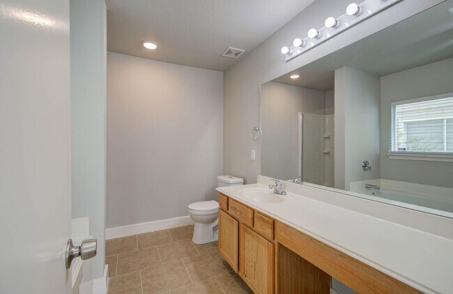 Building Photo - 1210 Verde Trails Dr