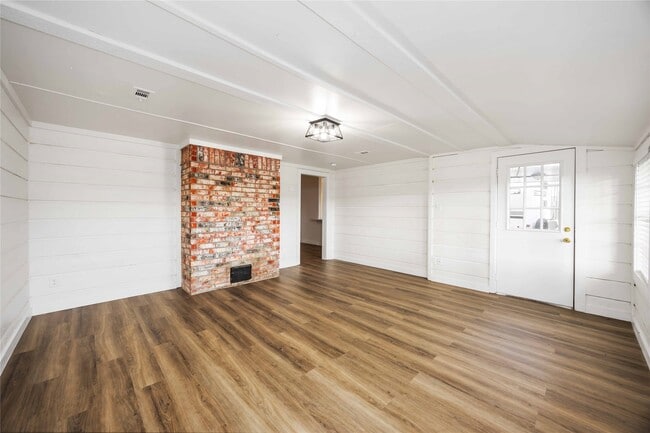 Building Photo - 12418 A Bar Dr