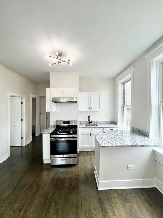 Building Photo - 2512 S Trumbull Ave