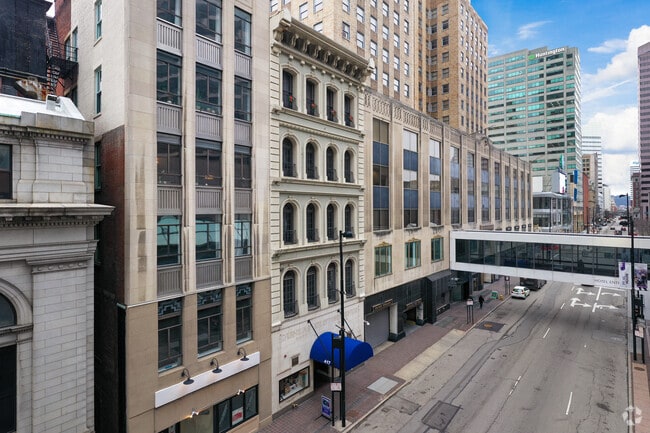 Primary Photo - The Lofts at Fountain Square