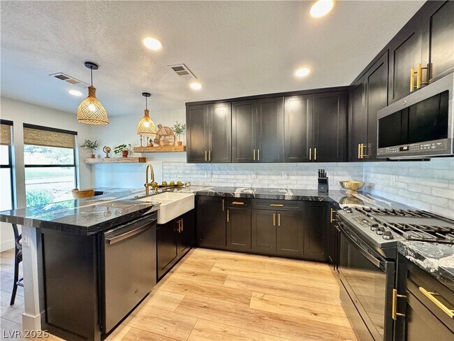 Building Photo - 5269 Crooked Valley Dr