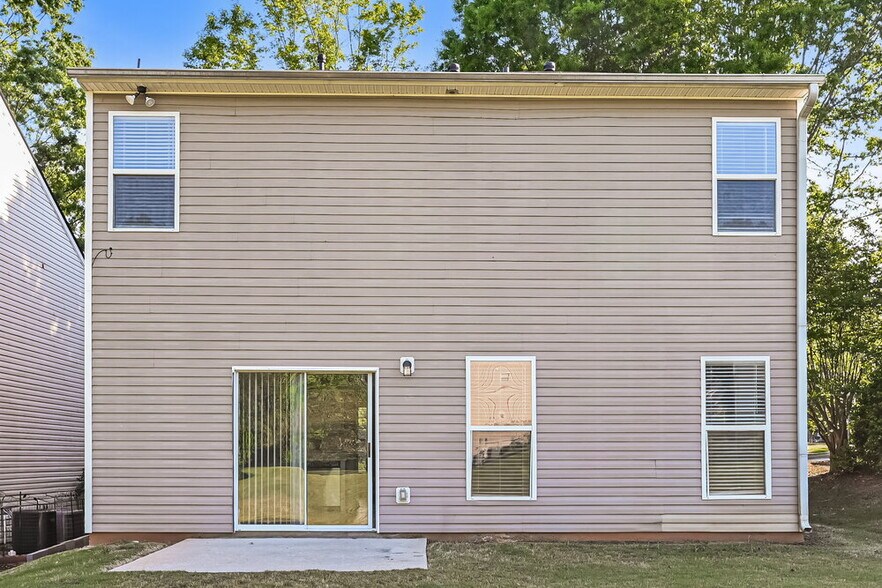 Building Photo - 715 Cool Weather Dr