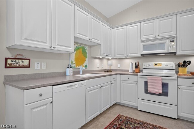 Building Photo - 3080 Meandering Way
