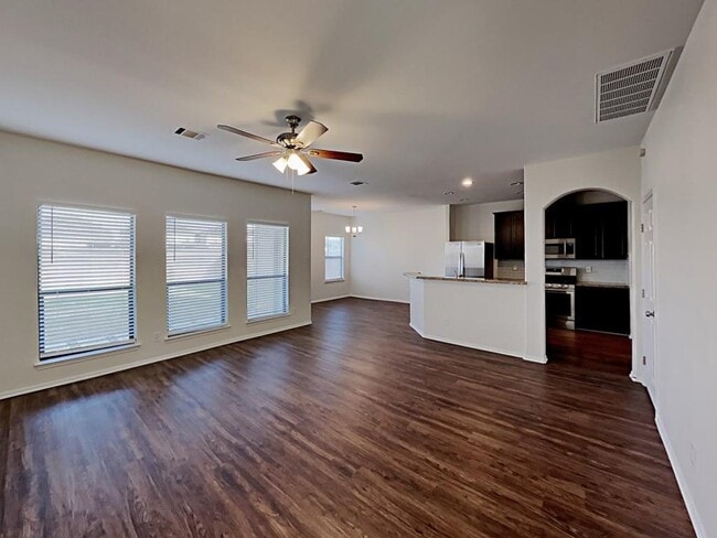 Building Photo - 18226 Amalfi Coast Dr