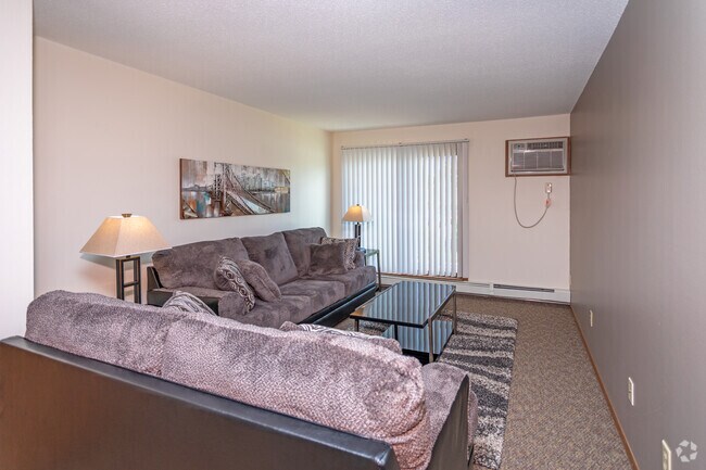 4BR, 1BA - 1,060 SF - MONTAJE - Student Living By SCSU