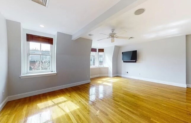 Building Photo - 85 Dartmouth St