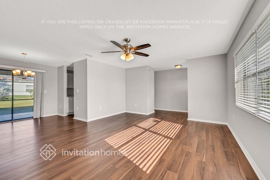 Building Photo - 332 Dagama Ct