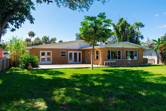 Building Photo - 475 Indian Creek Dr