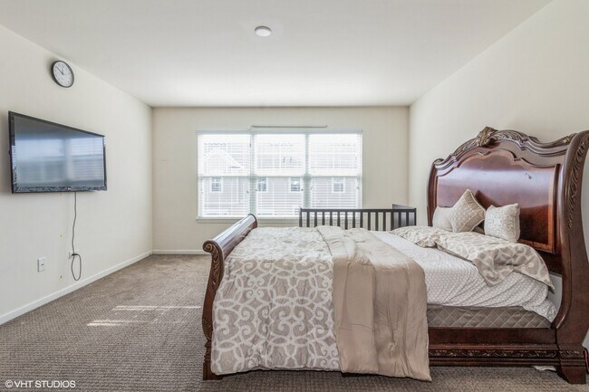 Building Photo - 4271 Liberty St