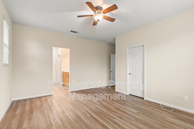 Building Photo - 15896 4 Corners Ct