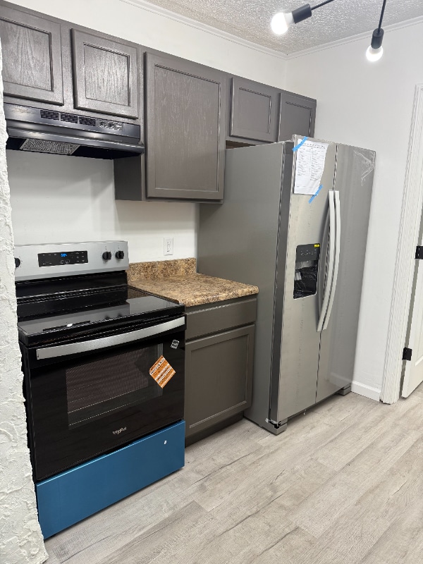 Building Photo - 4033 Porter Ave