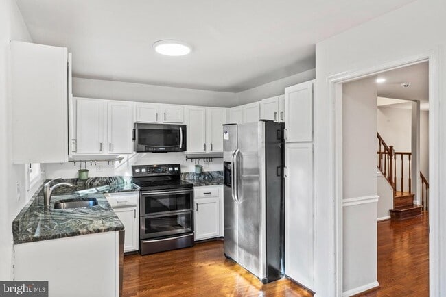 Building Photo - 5416 Wycklow Ct