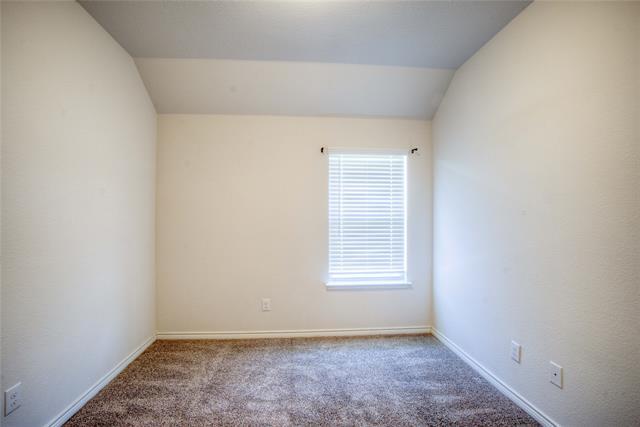 Building Photo - 621 Jamestown Ln