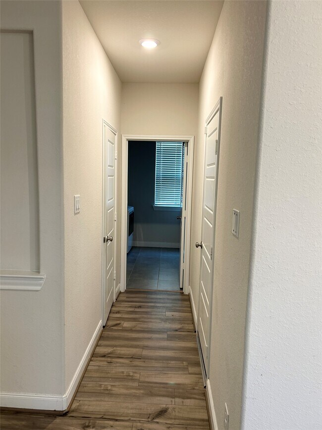 Building Photo - 4326 Pale Fox Ln