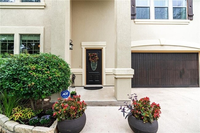 Building Photo - 200 Camellia Dr