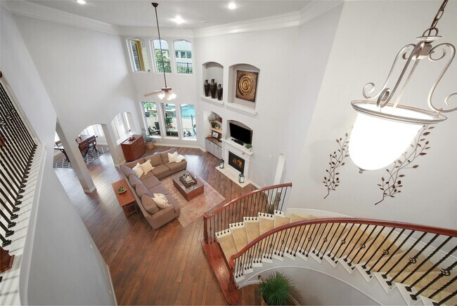 Building Photo - 5902 Royal Hill Ct