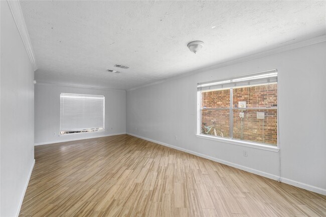 Building Photo - 11959 Swords Creek Rd