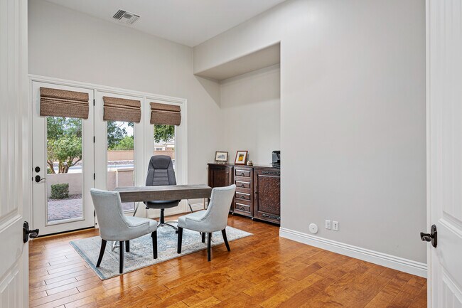 Building Photo - 12131 E Cloud Rd