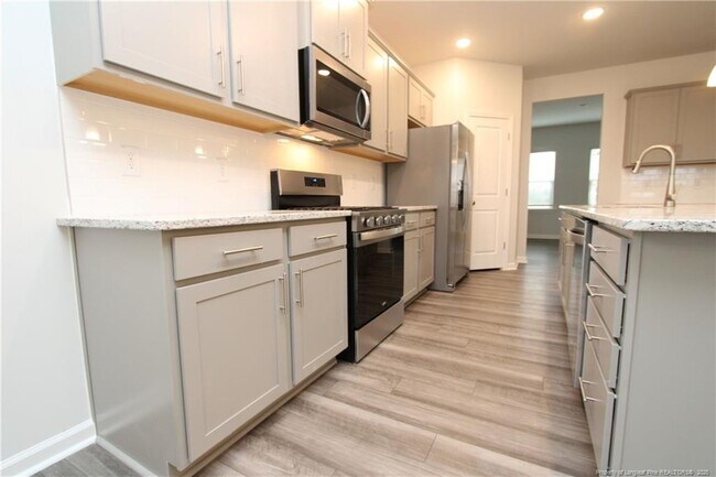 Building Photo - 461 Grange Farm Pl