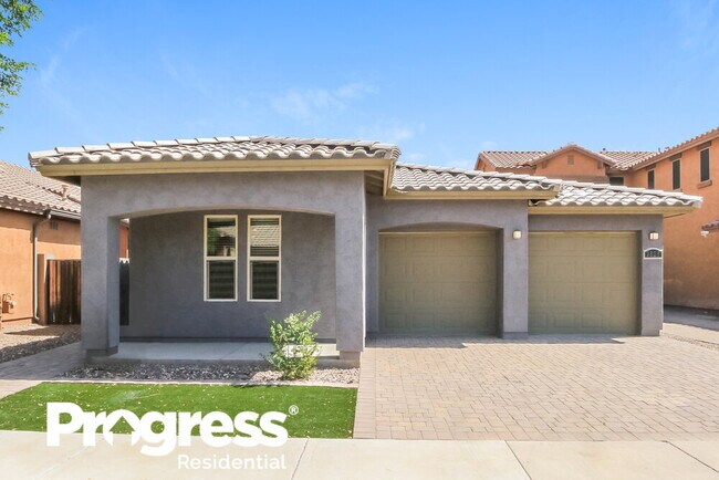 Primary Photo - 3825 E Frances Ln