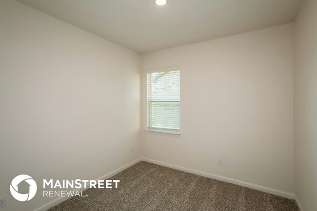 Building Photo - 120 Switchback Hl Rd