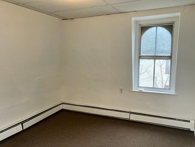 Building Photo - 150 North St