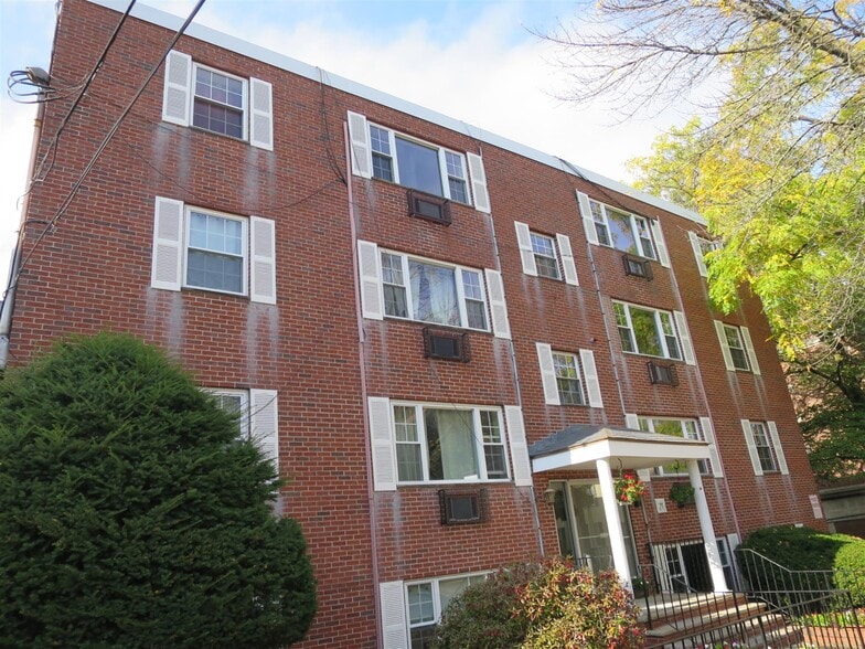 Building Photo - 23 Franklin St