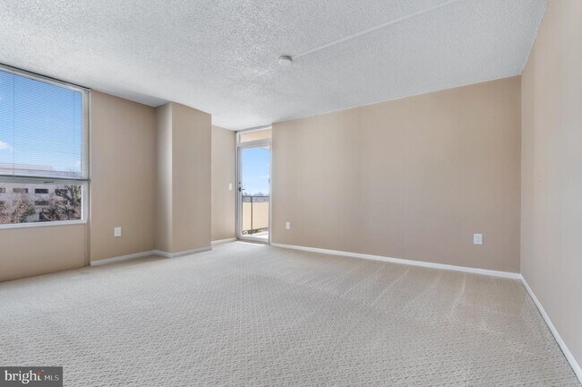 Building Photo - 205 E Joppa Rd
