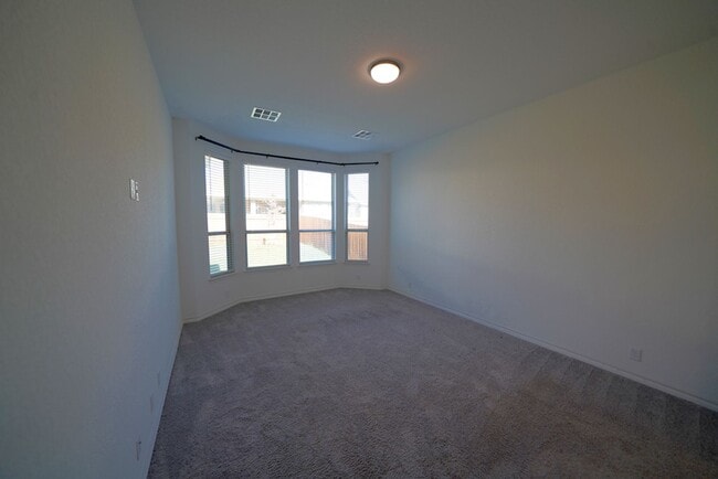 Building Photo - Luxury Living in Davis Ranch