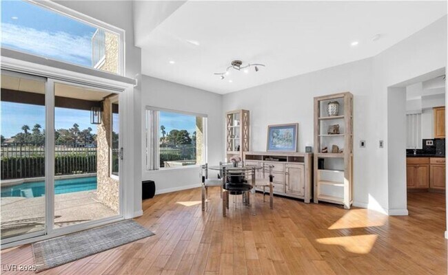 Building Photo - 2533 Seascape Dr