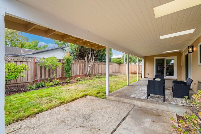 Building Photo - West San Jose home four bedrooms three baths with separate bedroom and full bath