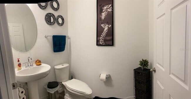 Building Photo - 15535 Willow Arbor Cir