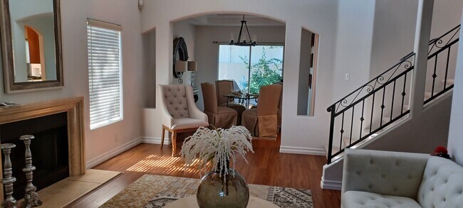 Living room - 6022 Evenhaim Ln