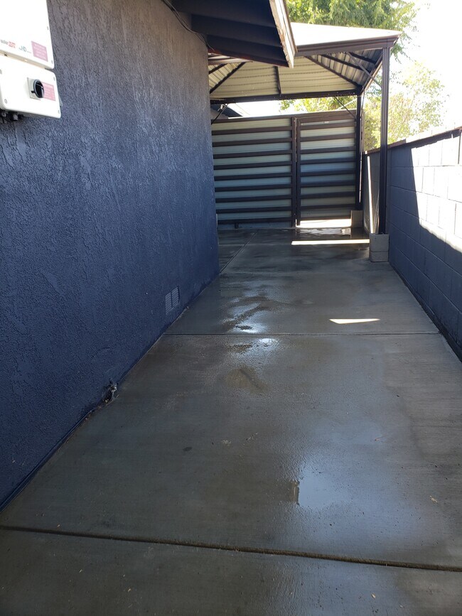 Building Photo - 43537 18th St W