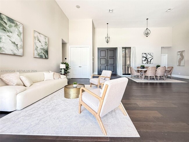 Building Photo - 400 Alexandra Cir