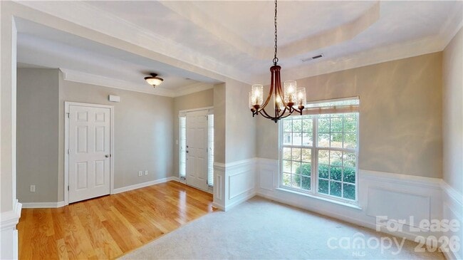 Building Photo - 8321 Suttonview Dr