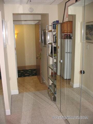 Building Photo - 62 Boylston St
