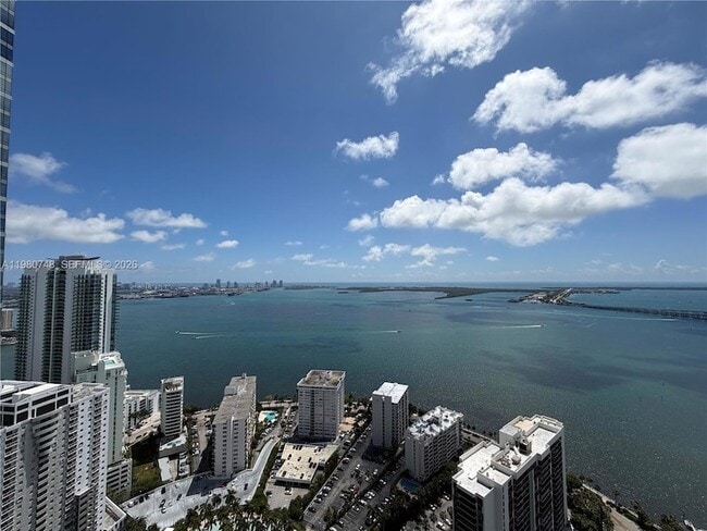 Building Photo - 1451 Brickell Ave