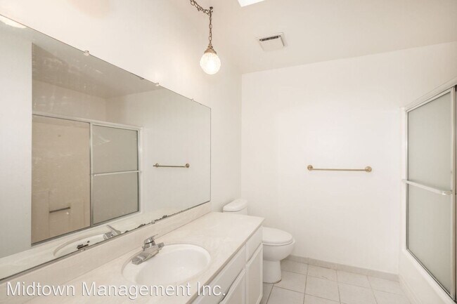 Building Photo - 4 br, 2.5 bath House - 2506 Hastings Dr