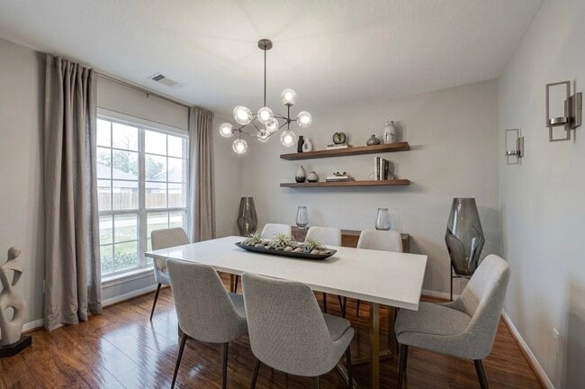 Building Photo - 17015 Maricella Cir