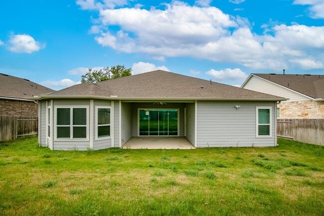 Building Photo - 128 Ridgeview Ct