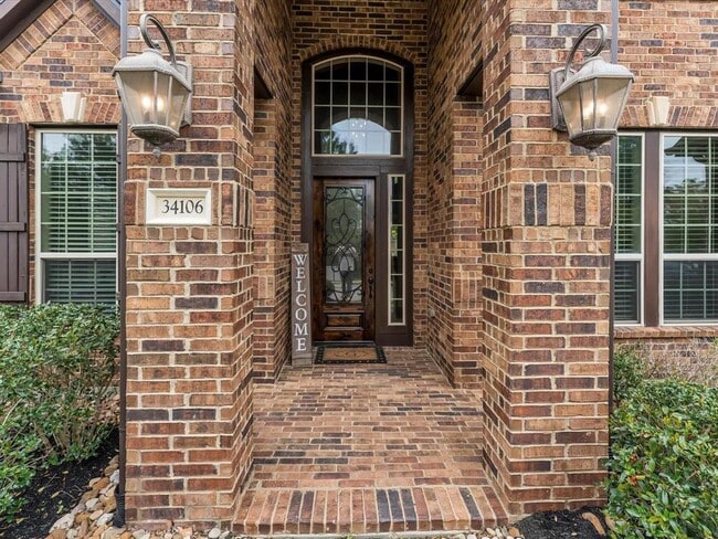 Building Photo - 34106 Mill Creek Way
